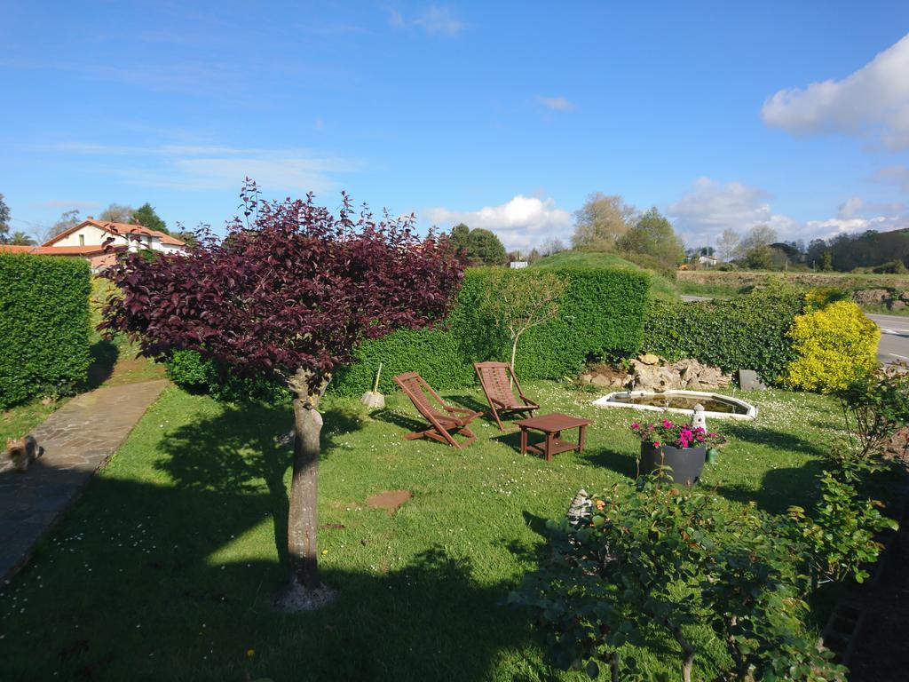 Posada El Jardin Santillana del Mar Esterno foto