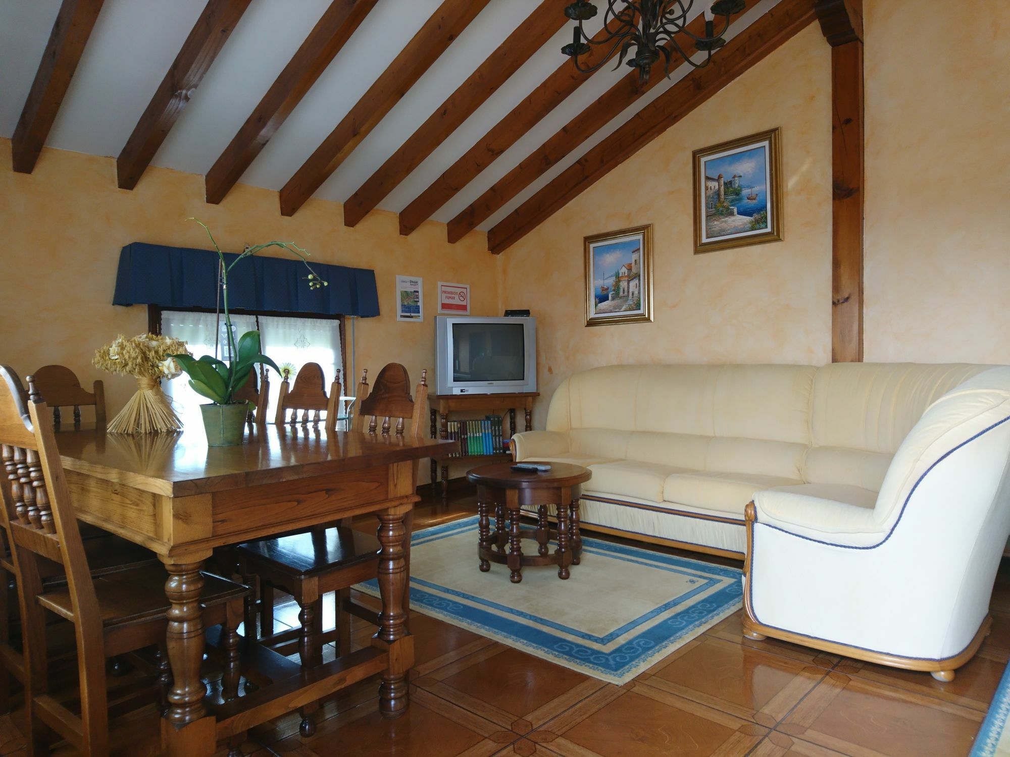 Posada El Jardin Santillana del Mar Esterno foto